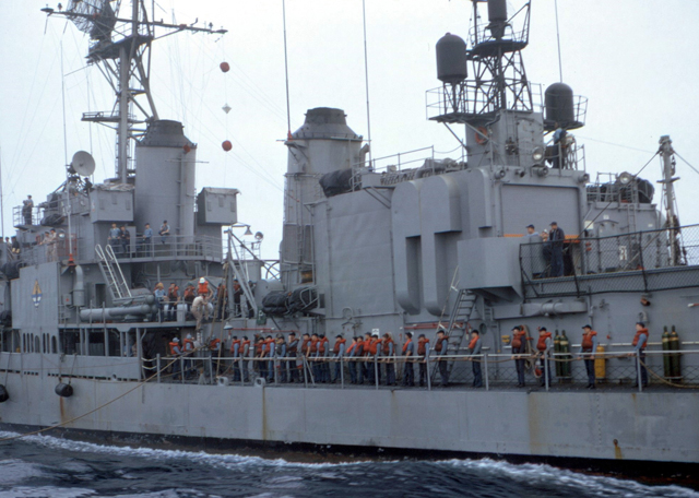 High line - USS Sproston - 1967