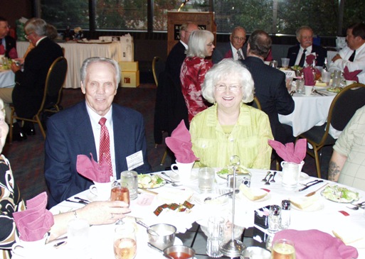 Tom and Peggy Donahoo at Banquet 